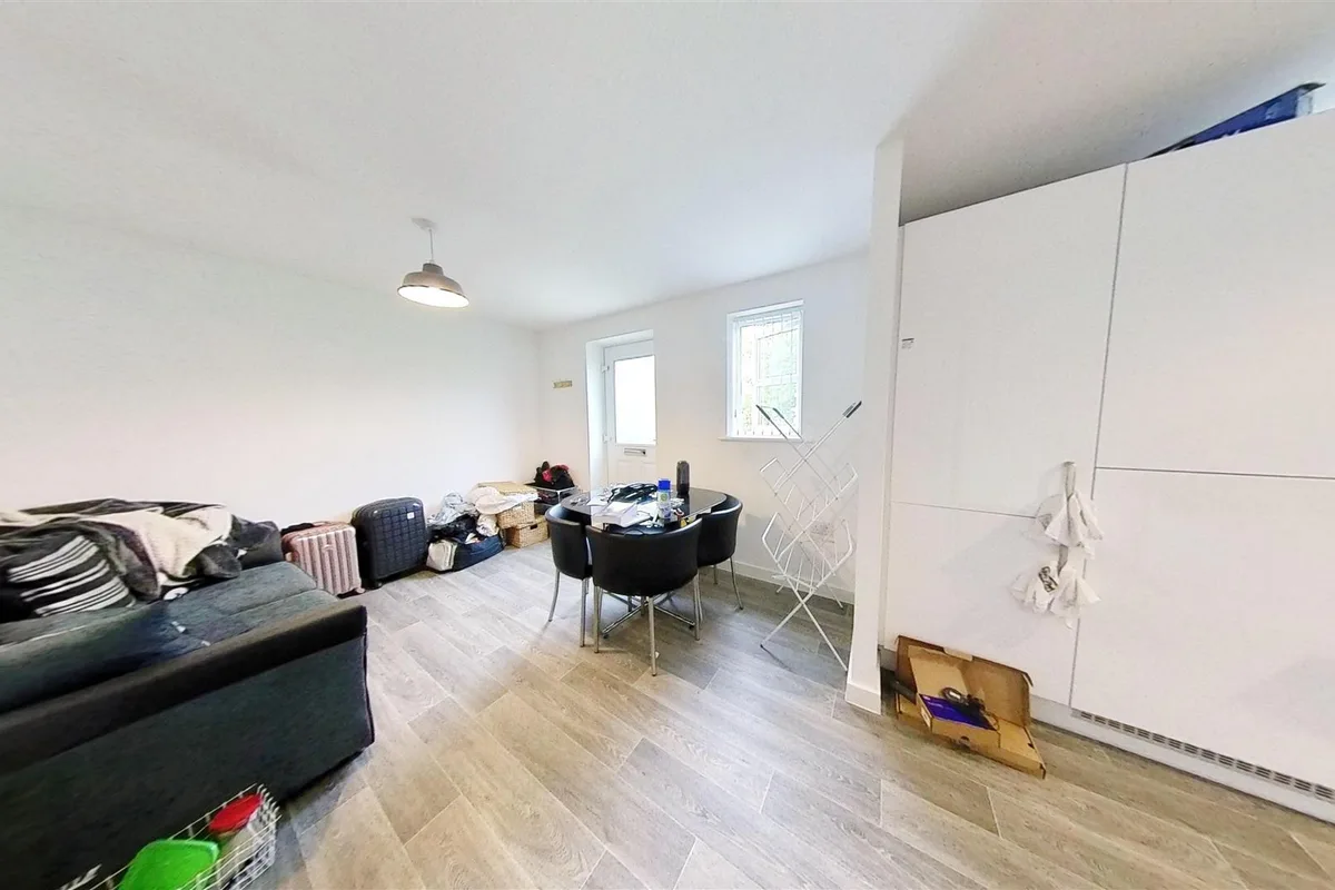 2-Bowthorpe-Court-09