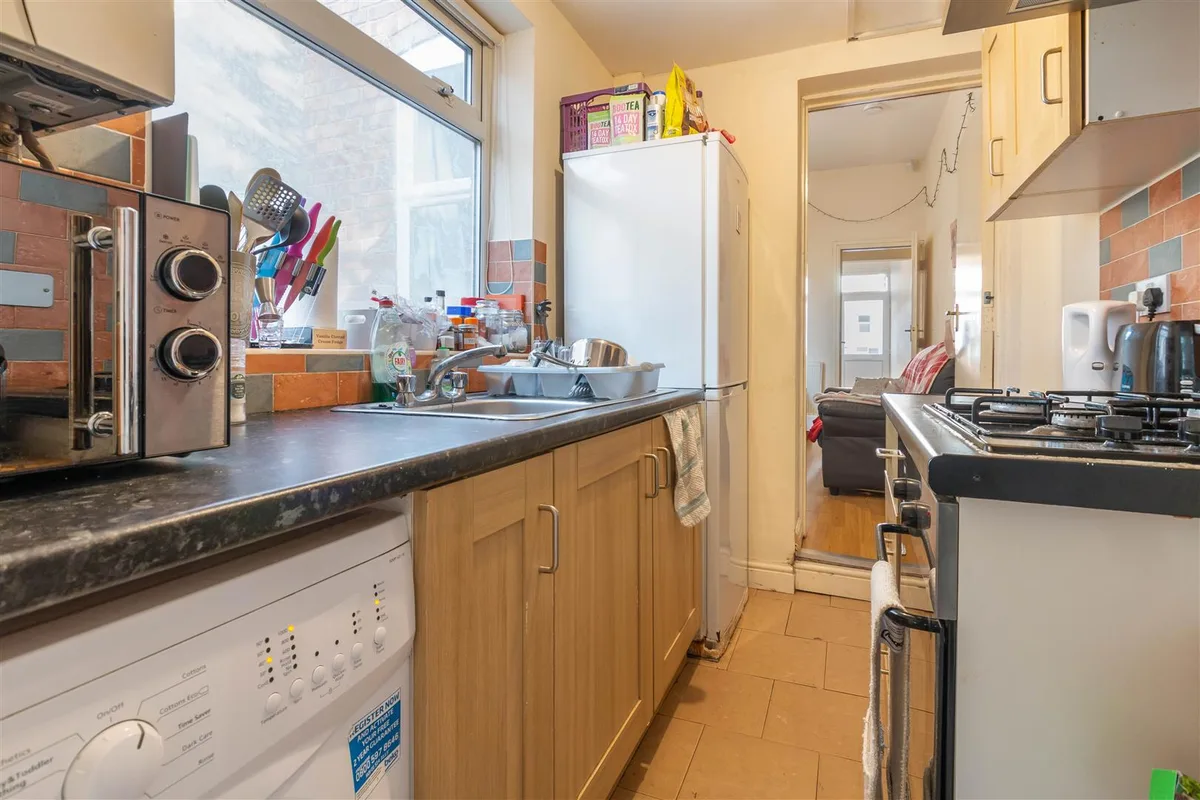 198 Dawlish Road 7.j