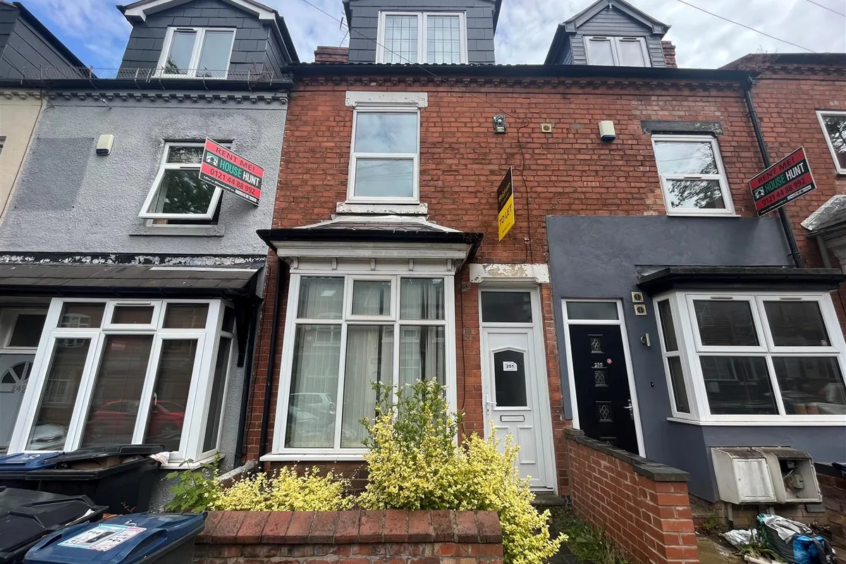 251 tiverton.jpg