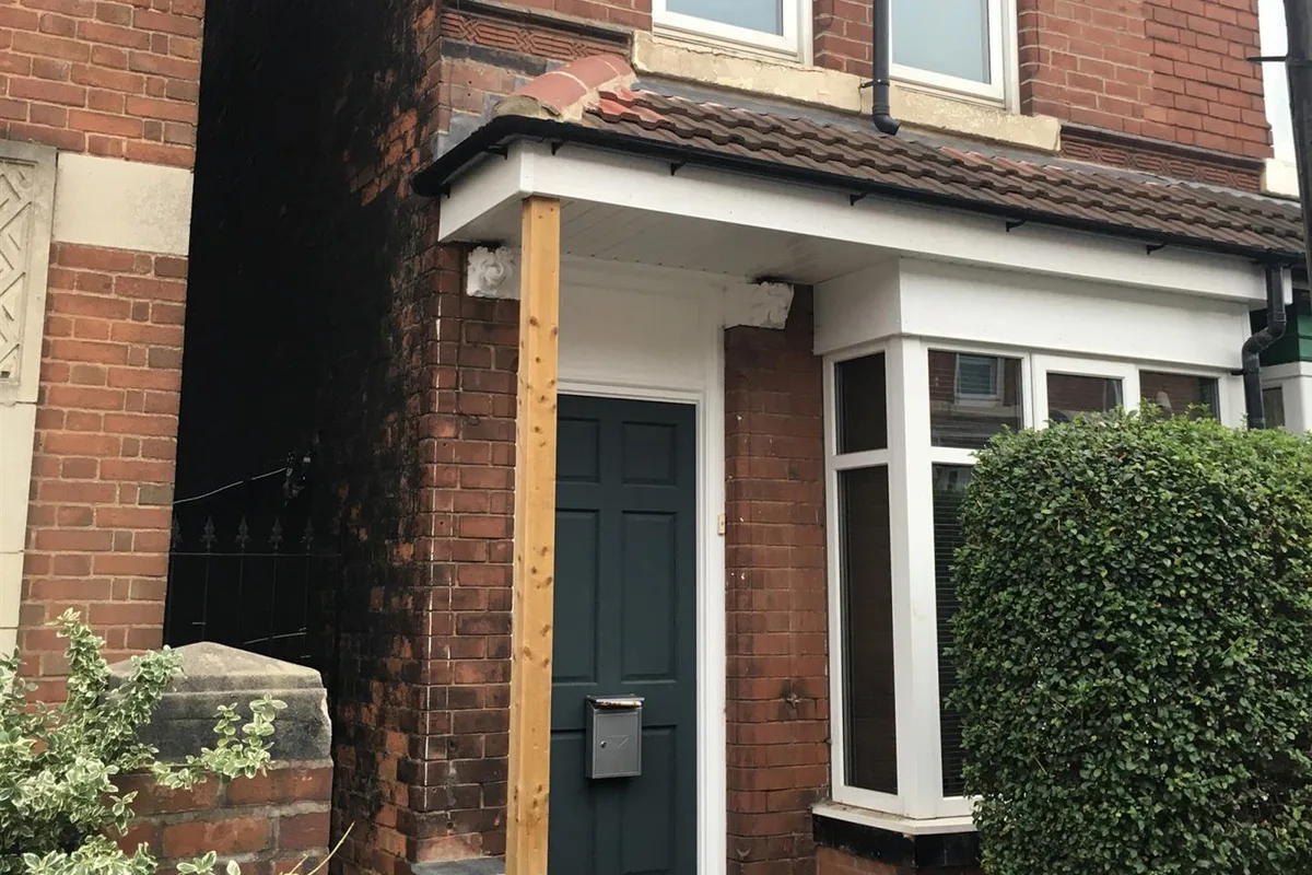 33-Exeter-Road-8-160