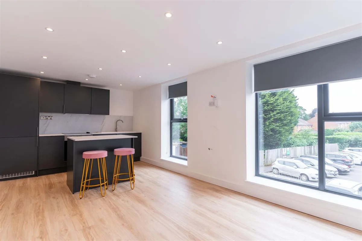 Stratford Road, Solihull, B90