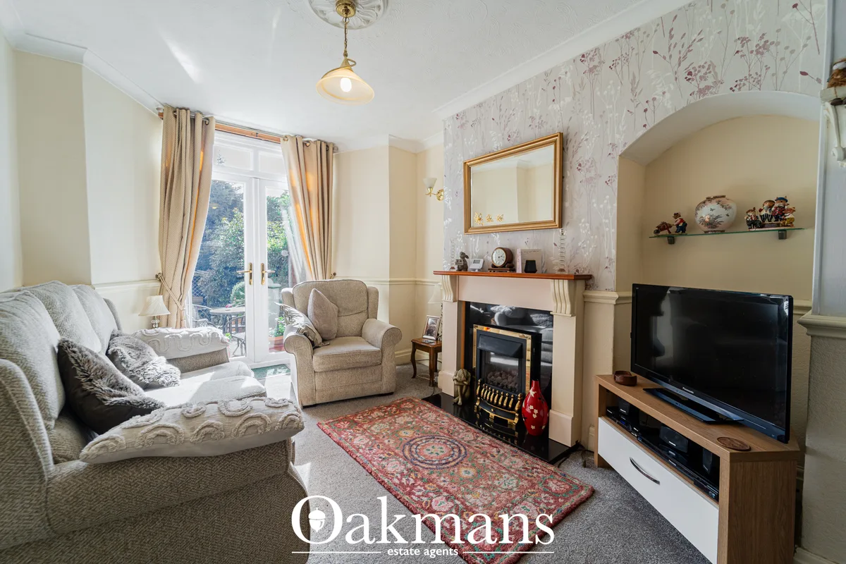 Elm Croft, Oldbury, B68