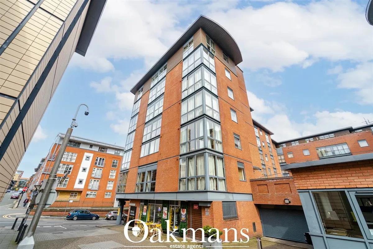 Canal Wharf, Birmingham, B1